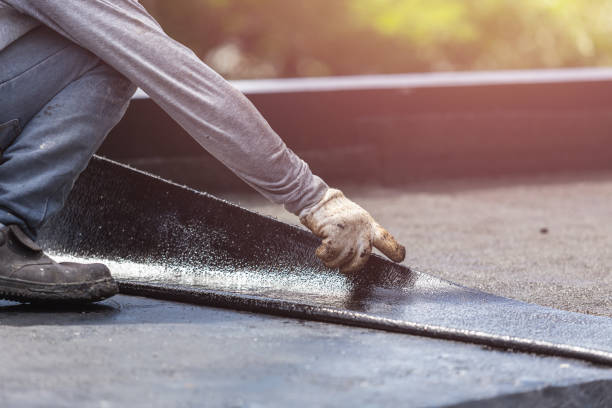Professional Crawl Space Encapsulation technician working in New Baltimore, MI
